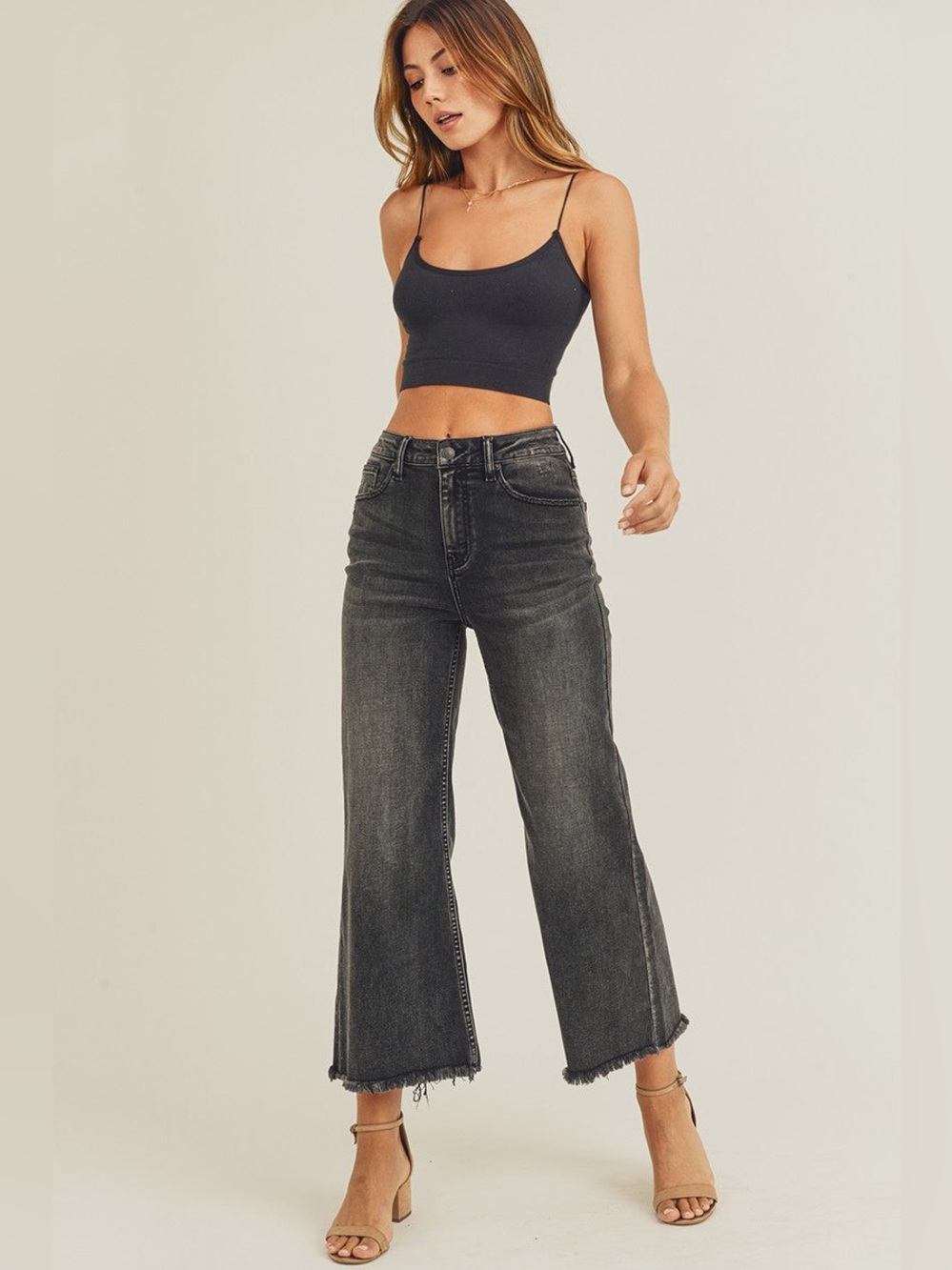 RISEN HIGH RISE BLACK FRAYED ANKLE WIDE JEANS size 26